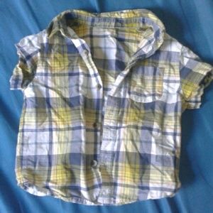 Button down short sleeve boys shirt